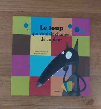 Le loup qui voulait changer de couleur - mes p'tits albums - Auzou