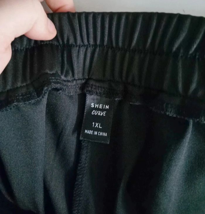 Pantalon à jambes larges grande taille femme - photo numéro 5