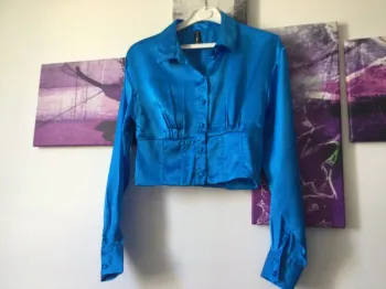 Chemisier bleu satiné taille xs