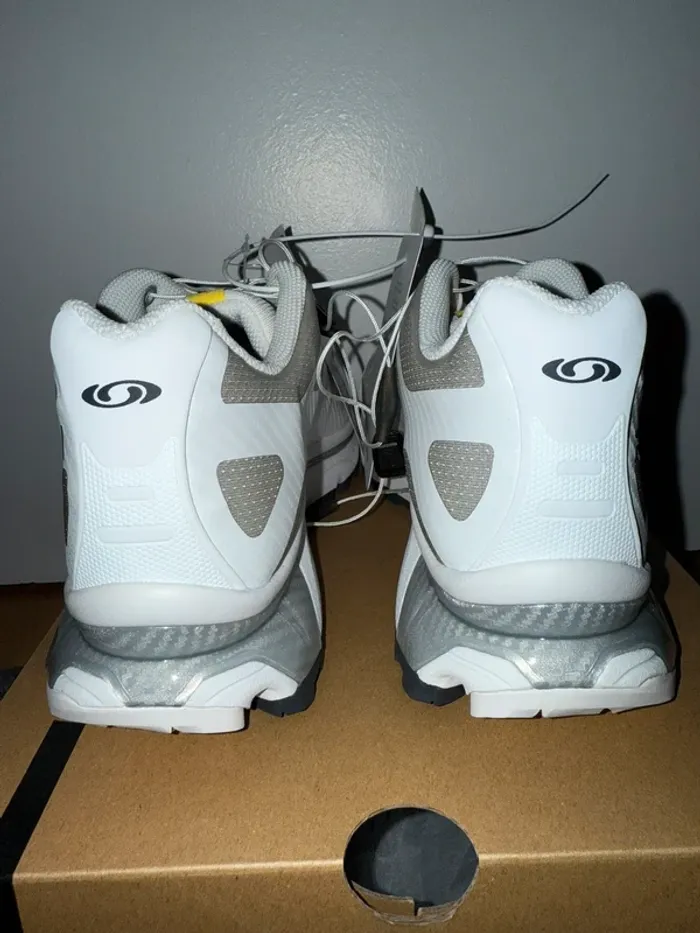 Salomon XT-4 OG Blanche White Ebony Lunar Rock - photo numéro 6