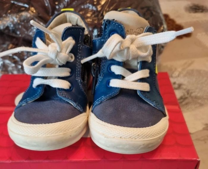 Chaussures pour 1er pas de bébé - photo numéro 3