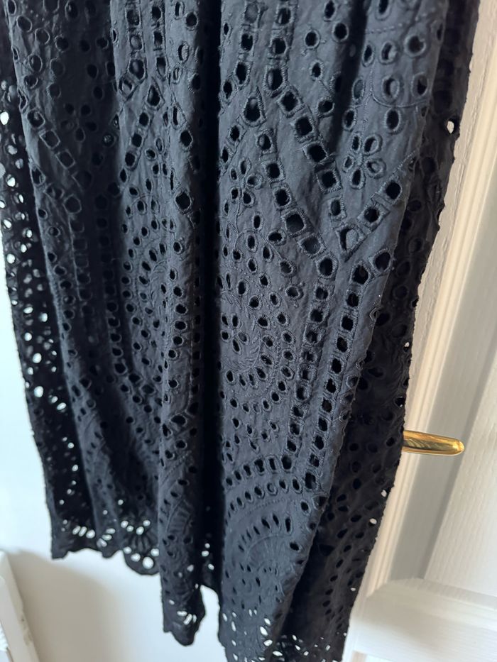 Robe noire - photo numéro 2