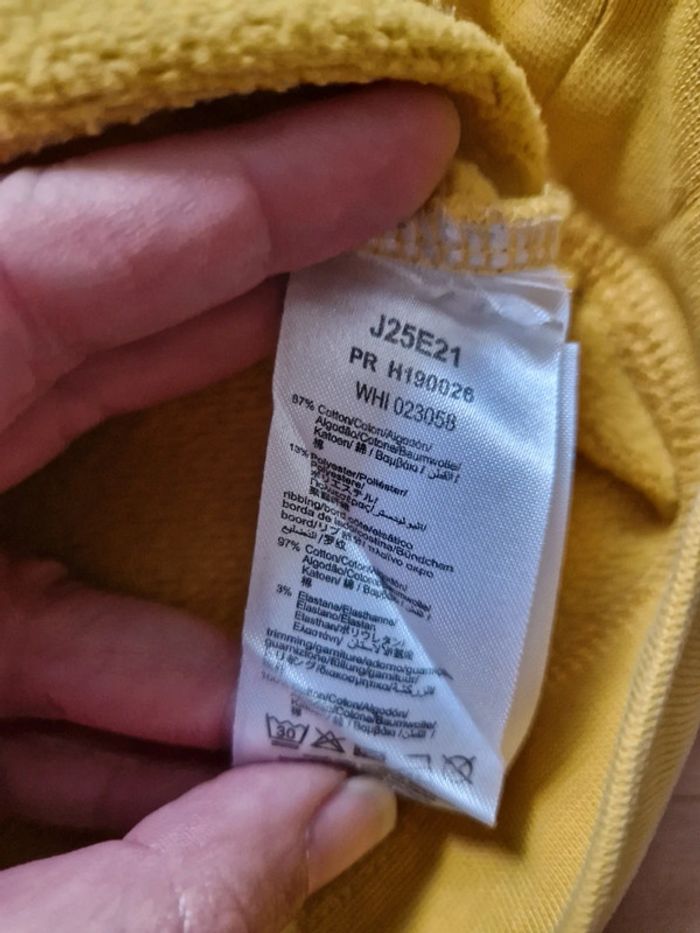 Sweat à capuches hugo boss 12 ans - photo numéro 5