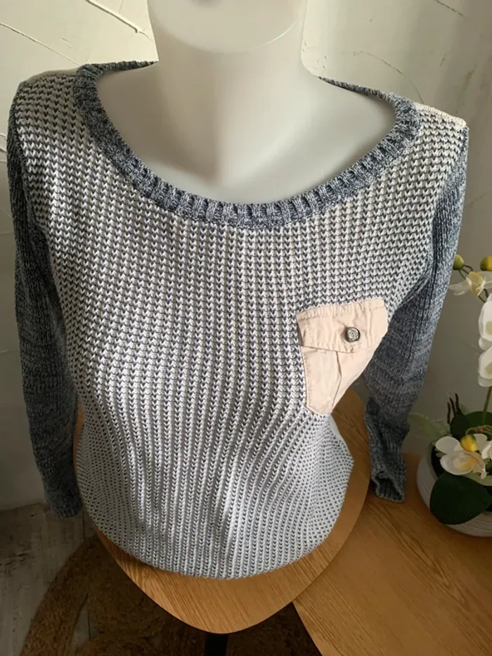 Pull Ajc taille 36-38 - photo numéro 3