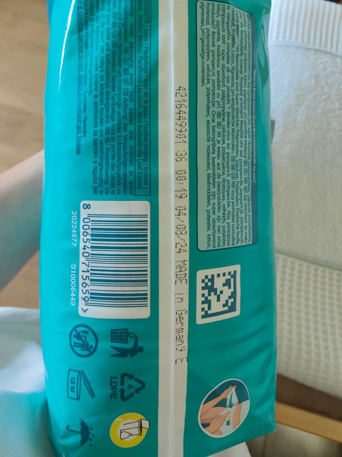 Pampers Baby Dry T2 - photo numéro 4