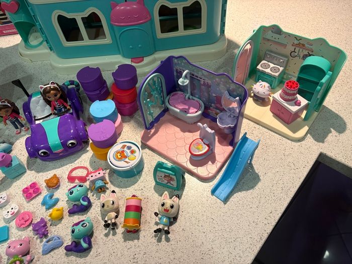 Maison Gabby chat + accessoires - photo numéro 8