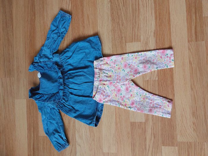 Lot 7 pièces filles très bon état : pulls, legging et jupe 18 mois - 80 cms - photo numéro 2
