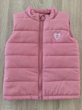 Doudoune sans manche rose 