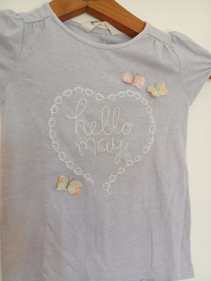 T-shirt fille taille 4 6 ans. H&M - photo numéro 2