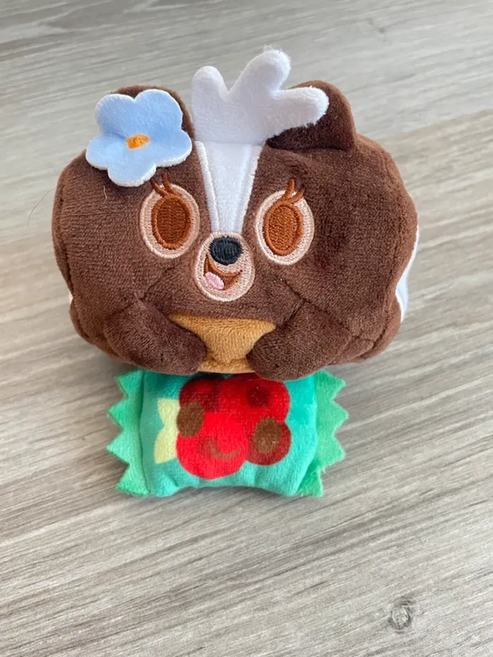 Peluche Disney Munchlings fleur - photo numéro 2