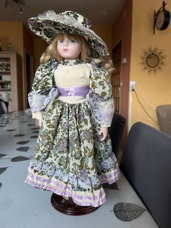 Superbe Poupée de Collection en Porcelaine - Style Romantique 40 cm