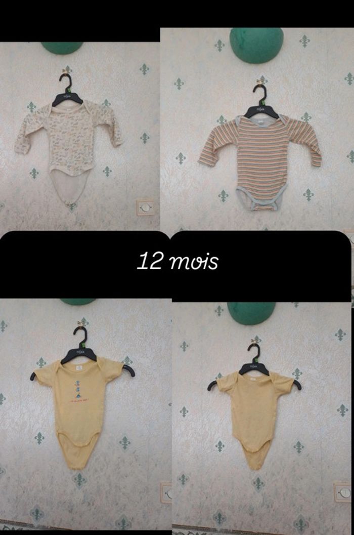 Bodies lot 12 mois