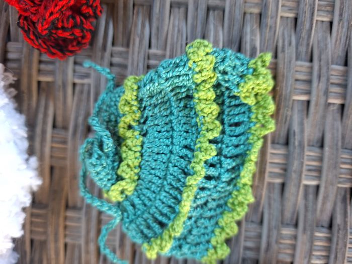 Lot de 2 petites poupées masha et leur lot de vêtements - photo numéro 8