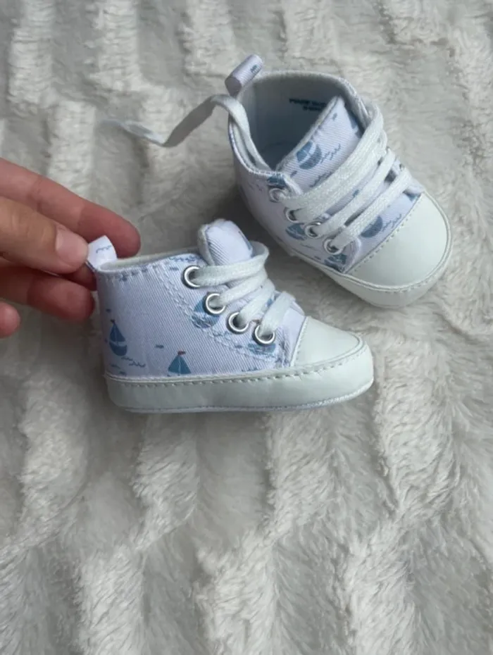 Chaussure bébé petit bateau