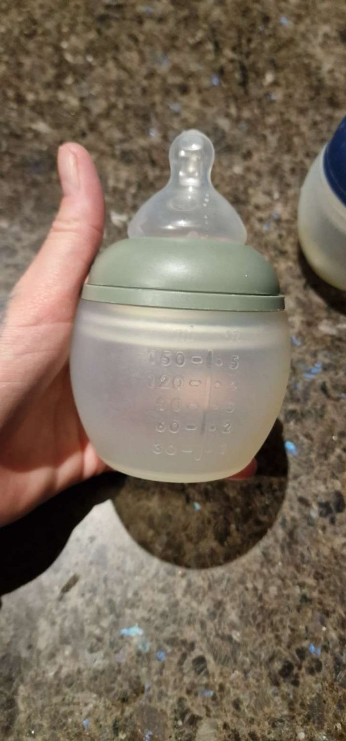 Lot biberons Élhée - photo numéro 2