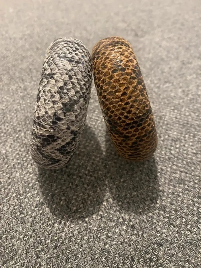 Ensemble de deux bracelets anneaux - joncs - imitation serpent / reptile . . - photo numéro 4