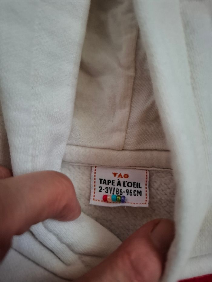 Sweat tape à l'oeil 2/3 ans - photo numéro 3