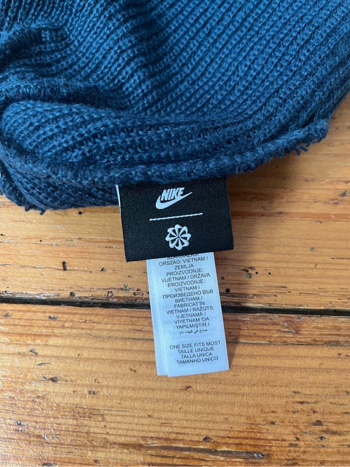 Bonnet Nike bleu marine - photo numéro 3