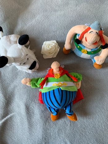 Lot de peluches Astérix et Obelix