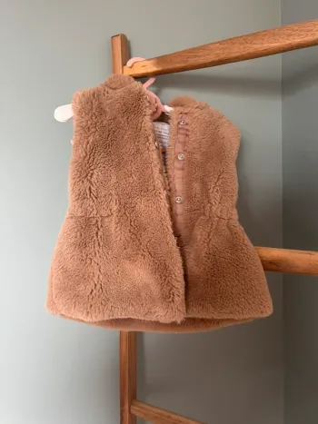 Veste sans manche 12/18 mois