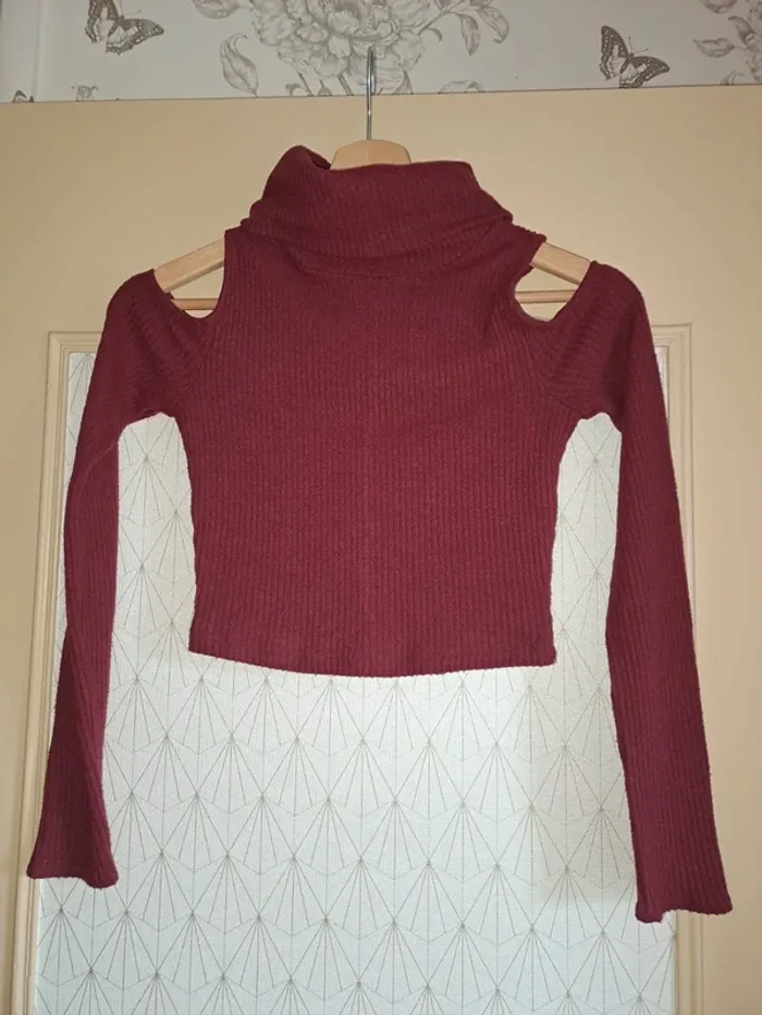 Pull col roulé femme doux bordeaux épaules dénudées Hollister XS tbe