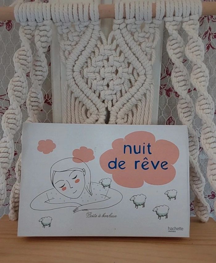 Joli coffret Boite à bonheur Nuit de rêve Livre carnet et CD - photo numéro 3