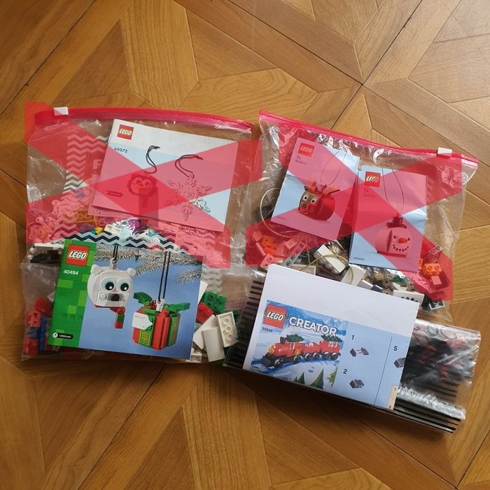 Lot 2 sets Lego Ornements de Noel