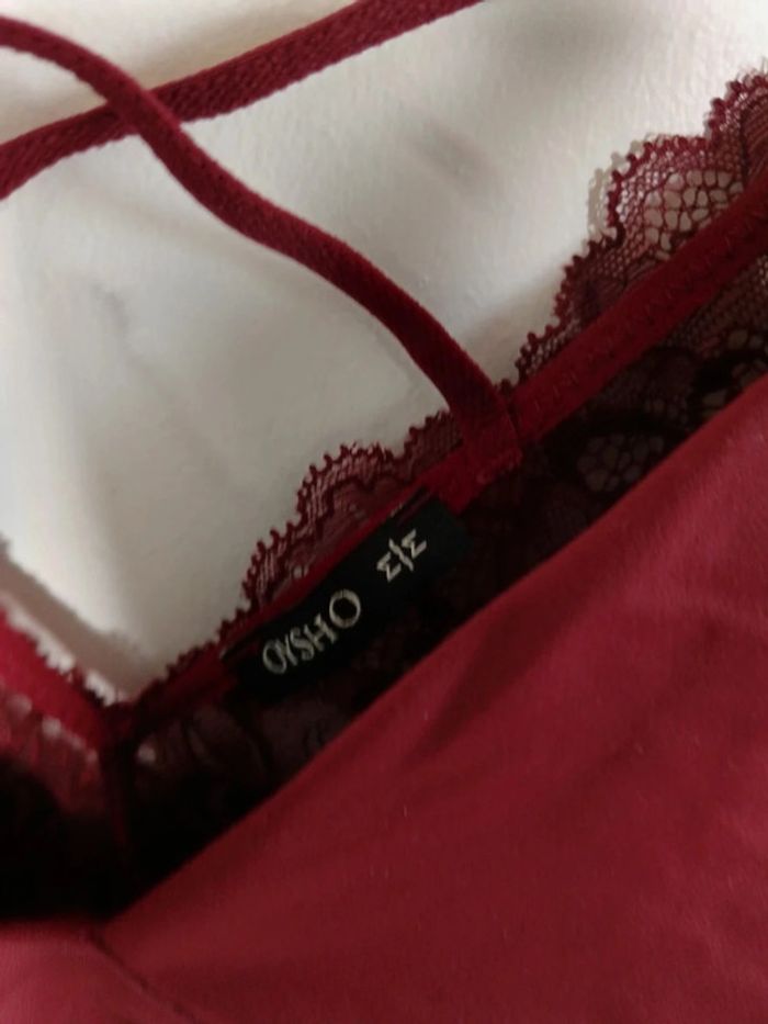 C16 bodie bordeaux Oysho M - photo numéro 3