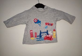 Sous pull cars Disney taille 3 mois