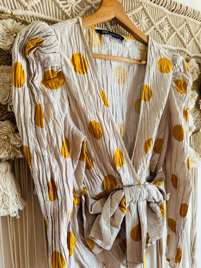 Blouse à pois Zara taille M - photo numéro 2