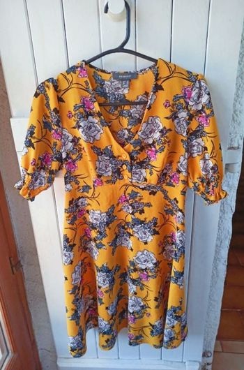 Robe jaune fleuris Primark 38