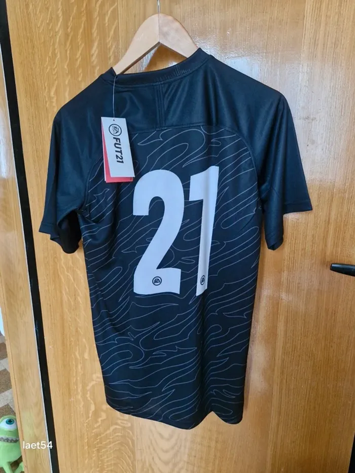 Tee-shirt "EA Sports" - photo numéro 4