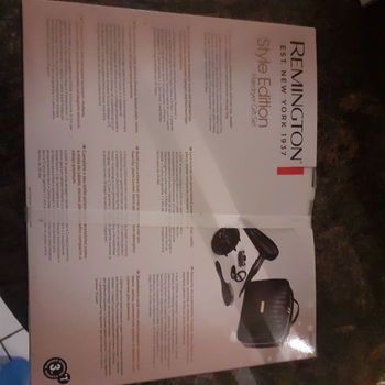 Sèche cheveux neuf de la marque remington