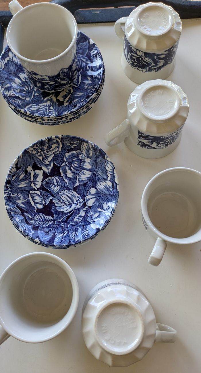 Lot 6 tasses thé/ café plus sous tasses - photo numéro 2