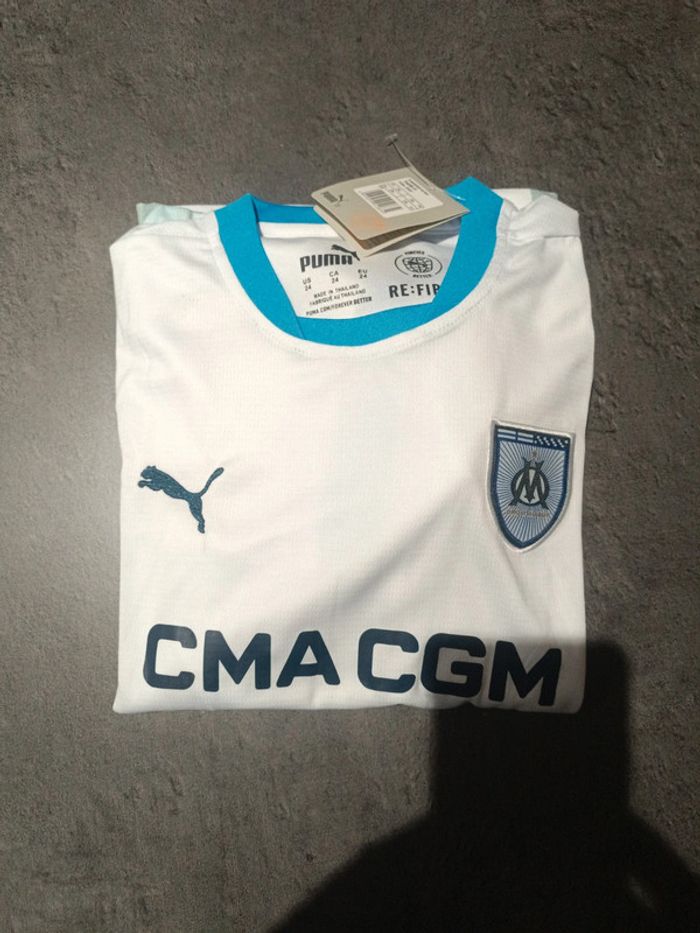 Tenue foot olympique de Marseille blanc. T.24 - photo numéro 4