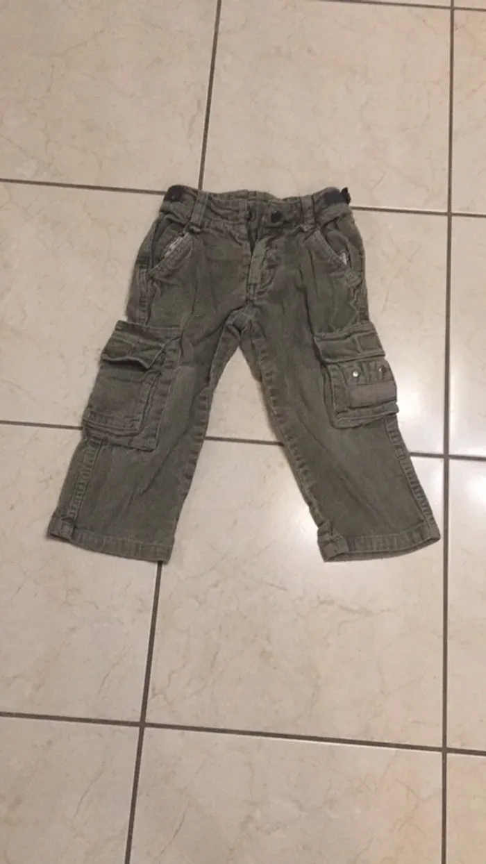 Pantalon velours 2 ans