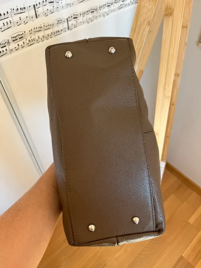 Sac vintage y2k en cuir marron excellent état [ref 2508SBr184] - photo numéro 8