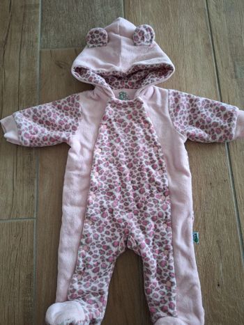 Combinaison bebe fille marque F.S. baby
