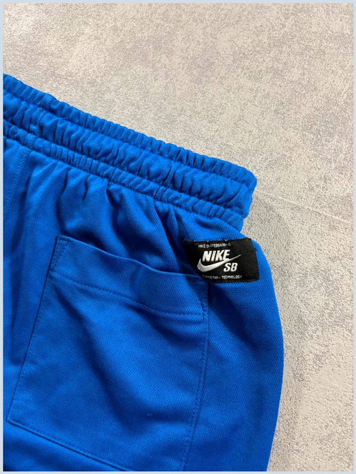 Short Nike Sb Bleu et Blanc Taille S - photo numéro 4