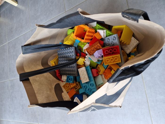 Gros vrac de Lego Duplo - photo numéro 2