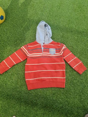 Pull à capuche 5 ans garçon