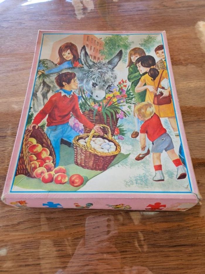 4 Puzzles vintage Hemma