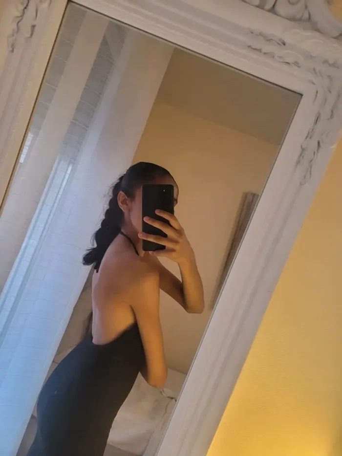 Robe noir bershka - photo numéro 2