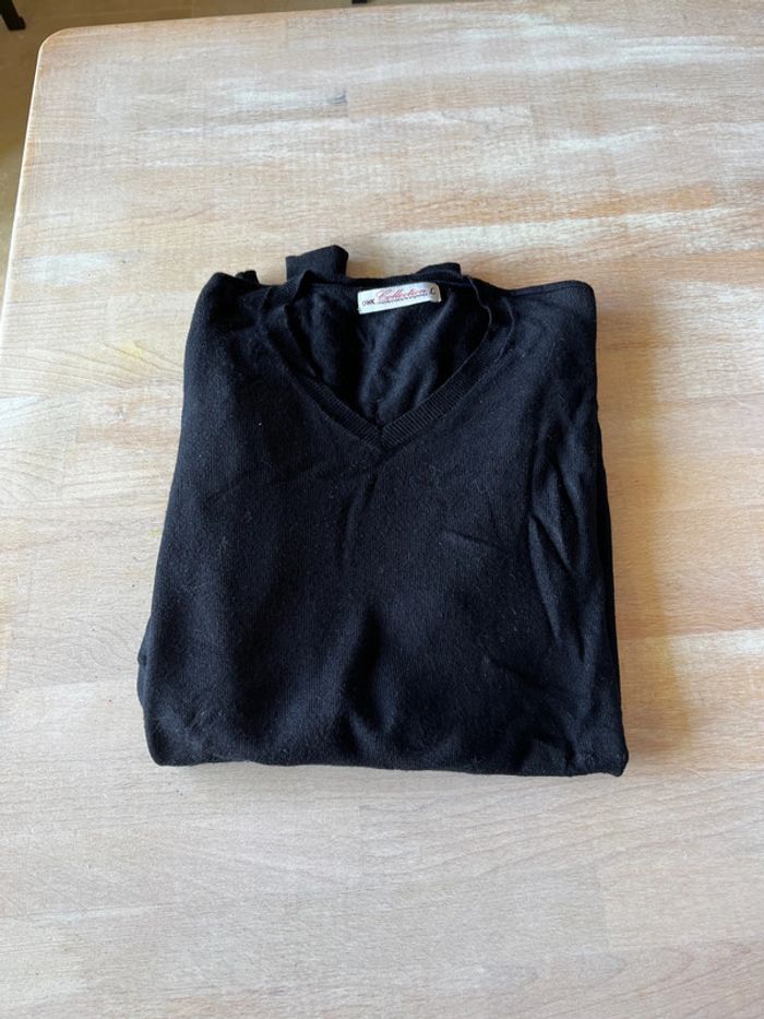 Pull noir col V