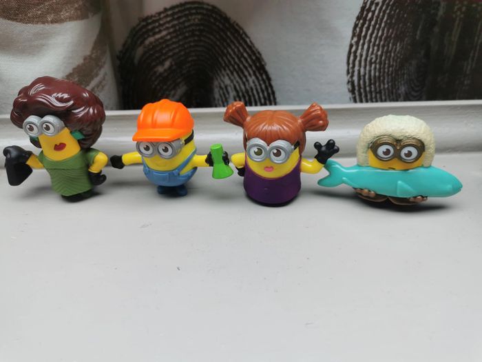 Lot de 10 figurines Minions McDonald's - photo numéro 8