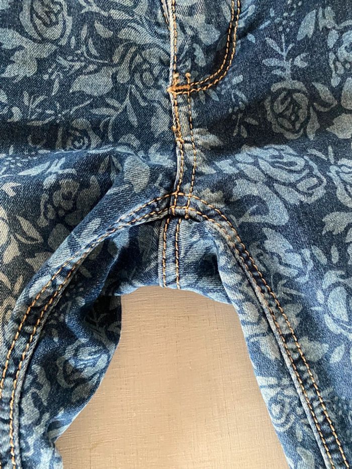 Jeans Girl Tribu bleu avec fleurs taille 34 - photo numéro 3