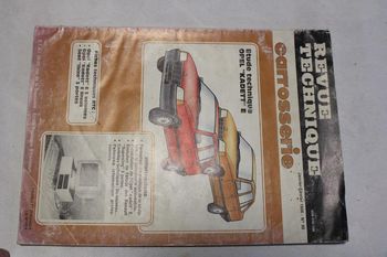 Revue technique Opel Kadett E