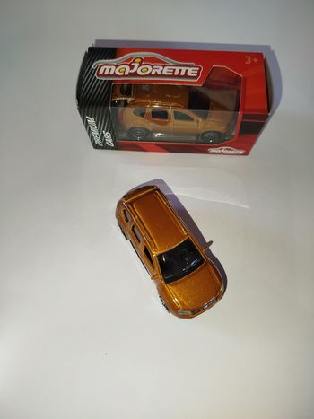 Majorette Dacia Duster