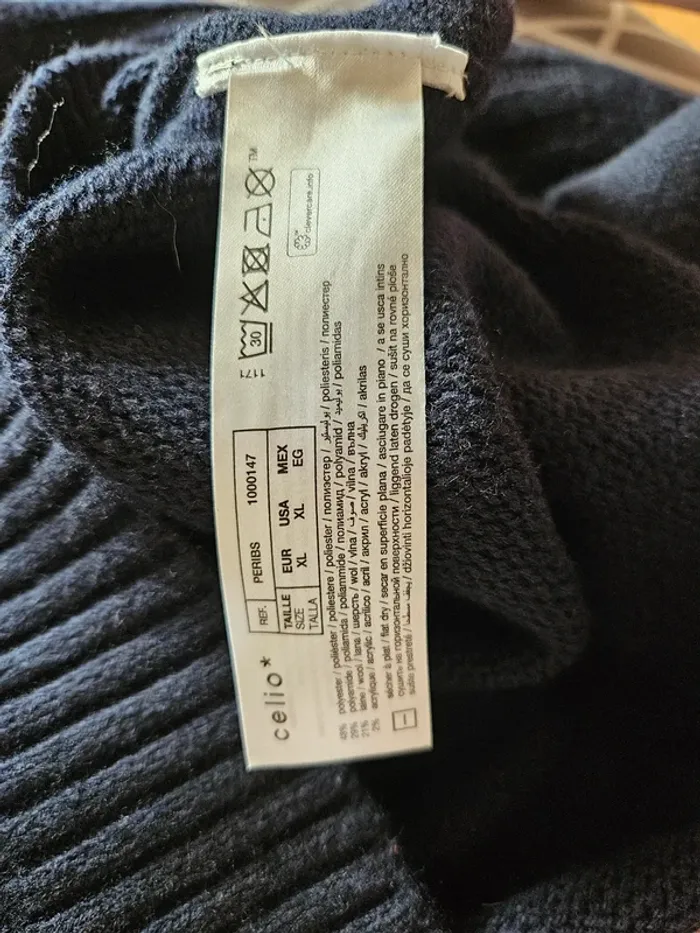 Pull Celio taille XL - photo numéro 4