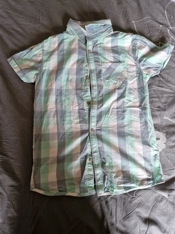 Chemise à carreaux